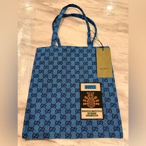 Gucci GWP Blue Patterned Tote with Pineapple Patch